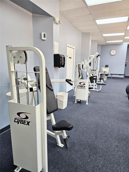 For Sale: $134,900 (2 beds, 2 baths, 958 Square Feet)