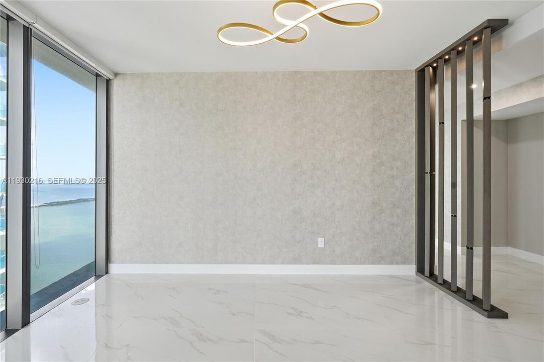 For Sale: $3,289,000 (4 beds, 5 baths, 2686 Square Feet)