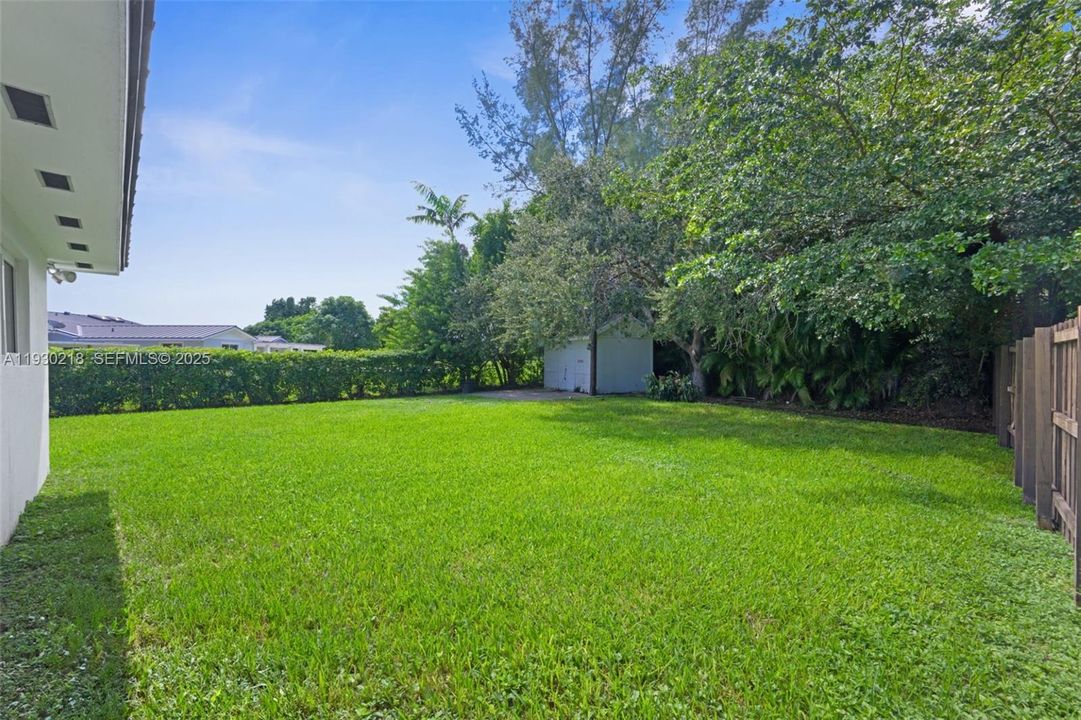 En Renta: $5,800 (5 camas, 3 baños, 2290 Pies cuadrados)