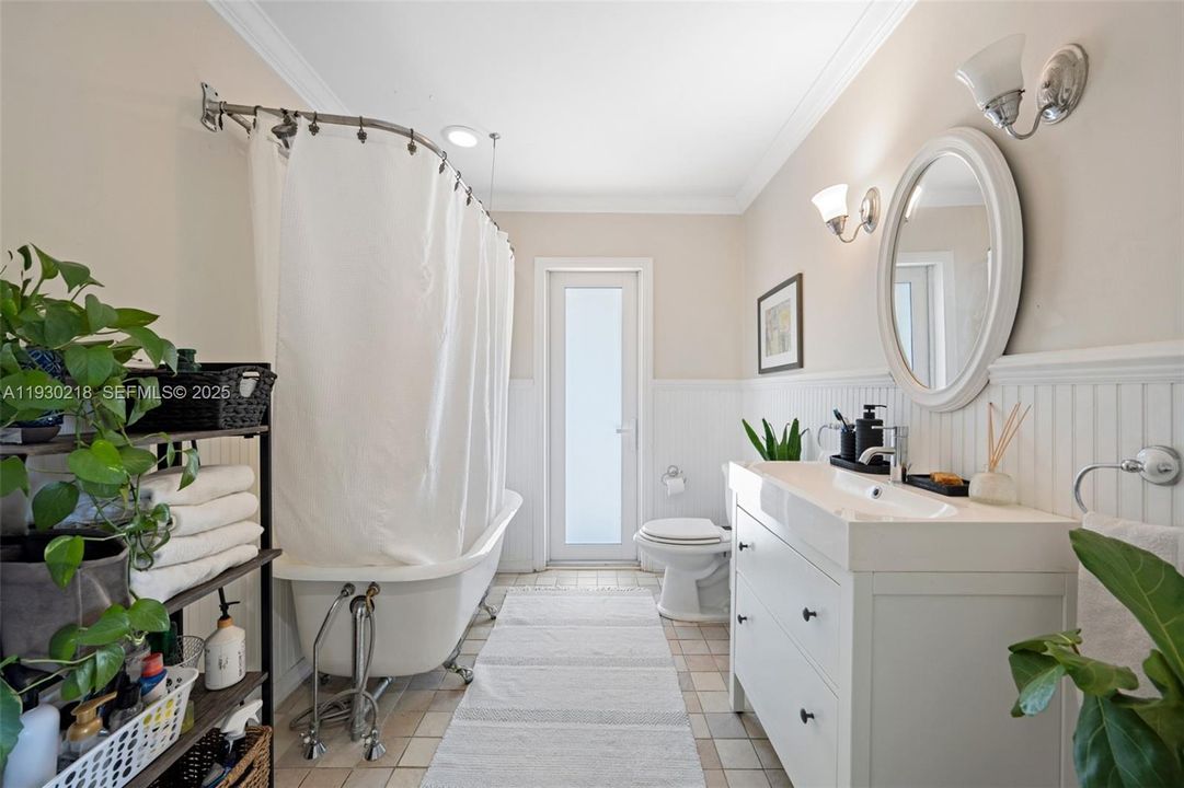 En Renta: $5,800 (5 camas, 3 baños, 2290 Pies cuadrados)