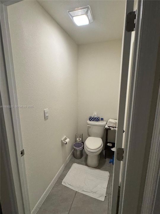 待售: $295,000 (3 贝兹, 2 浴室, 0 平方英尺)