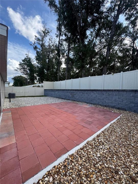 待售: $295,000 (3 贝兹, 2 浴室, 0 平方英尺)