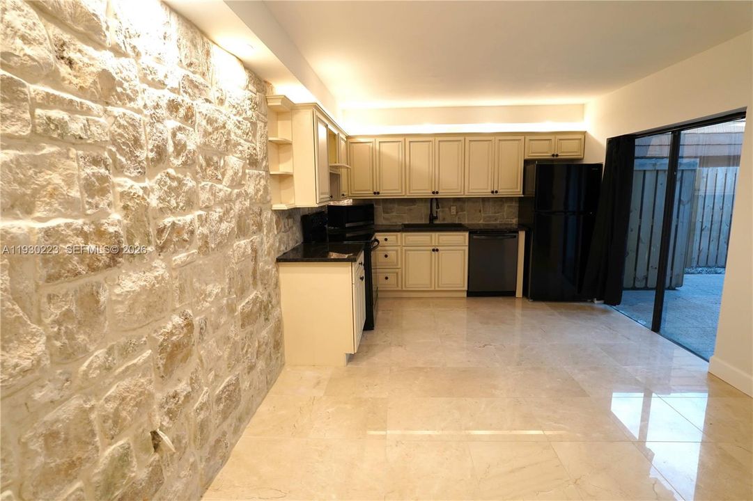 En Venta: $430,000 (2 camas, 2 baños, 0 Pies cuadrados)