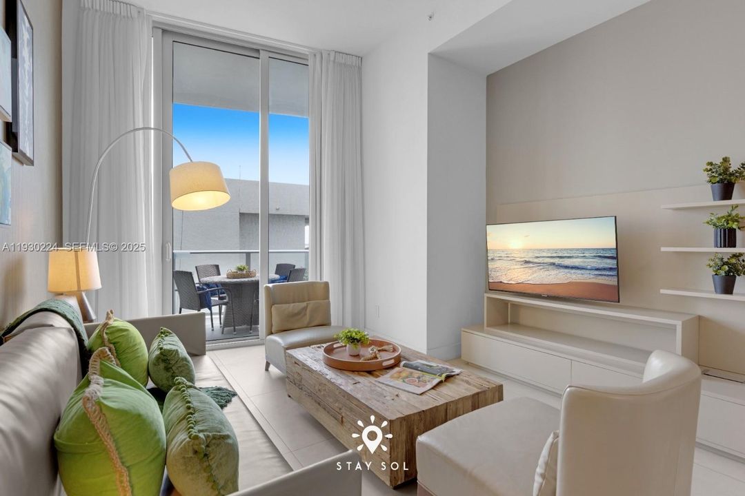 En Venta: $579,000 (1 camas, 1 baños, 759 Pies cuadrados)