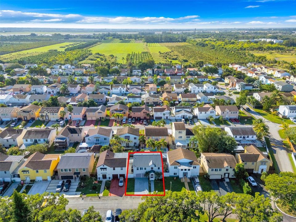 待售: $699,000 (5 贝兹, 4 浴室, 2327 平方英尺)