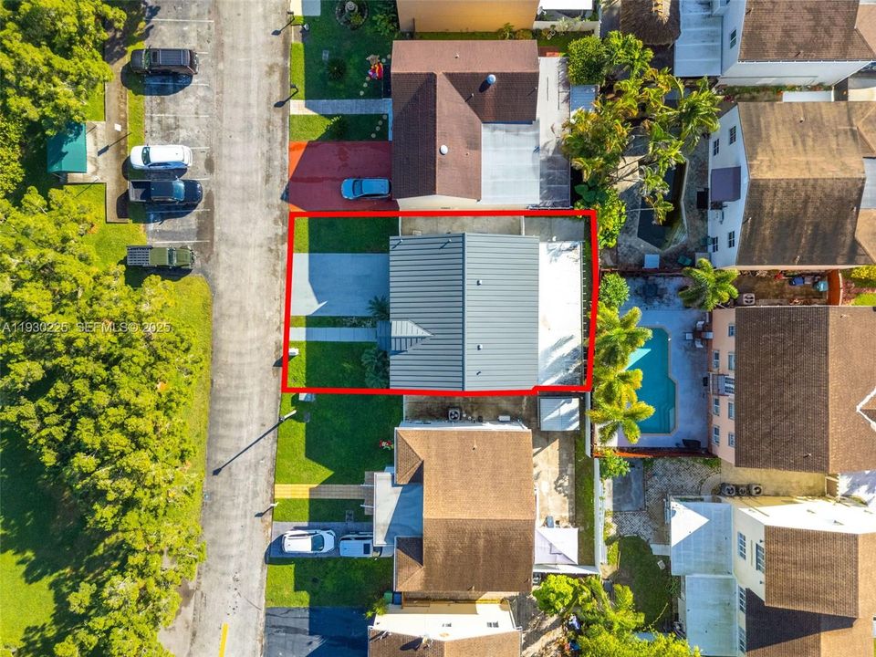 待售: $699,000 (5 贝兹, 4 浴室, 2327 平方英尺)