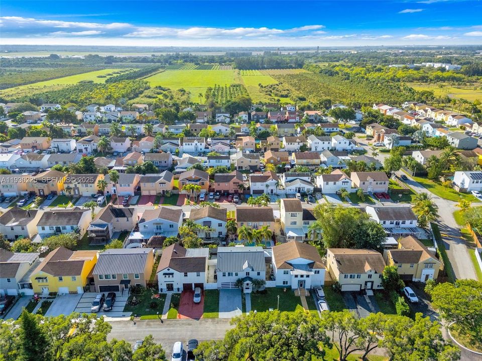 待售: $699,000 (5 贝兹, 4 浴室, 2327 平方英尺)