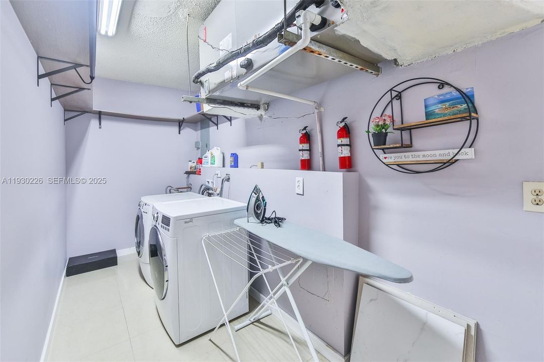 На продажу: $750,000 (4 спален, 3 ванн, 1649 Квадратных фут)