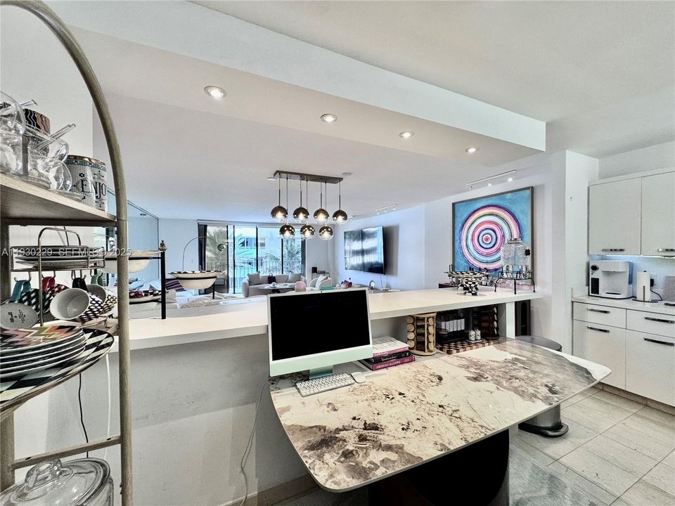 For Rent: $4,500 (2 beds, 2 baths, 1672 Square Feet)