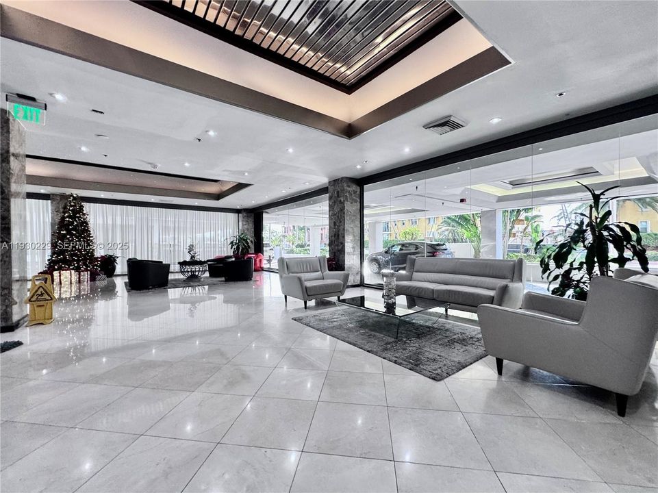 For Rent: $4,500 (2 beds, 2 baths, 1672 Square Feet)