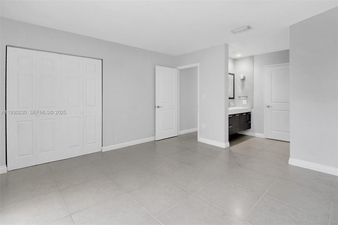 待售: $625,000 (3 贝兹, 2 浴室, 1326 平方英尺)