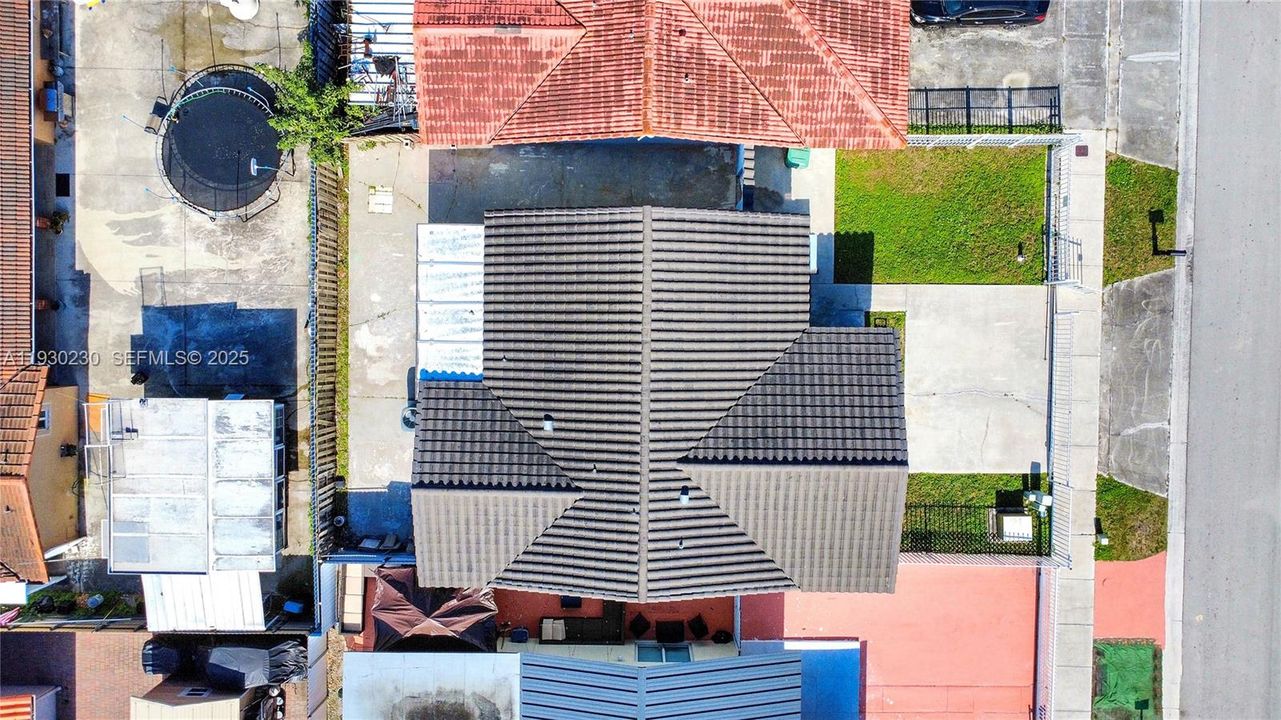 待售: $625,000 (3 贝兹, 2 浴室, 1326 平方英尺)