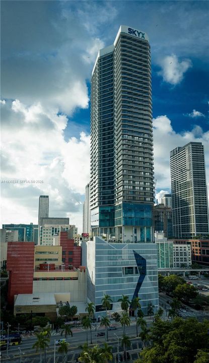 En Venta: $650,000 (0 camas, 1 baños, 430 Pies cuadrados)