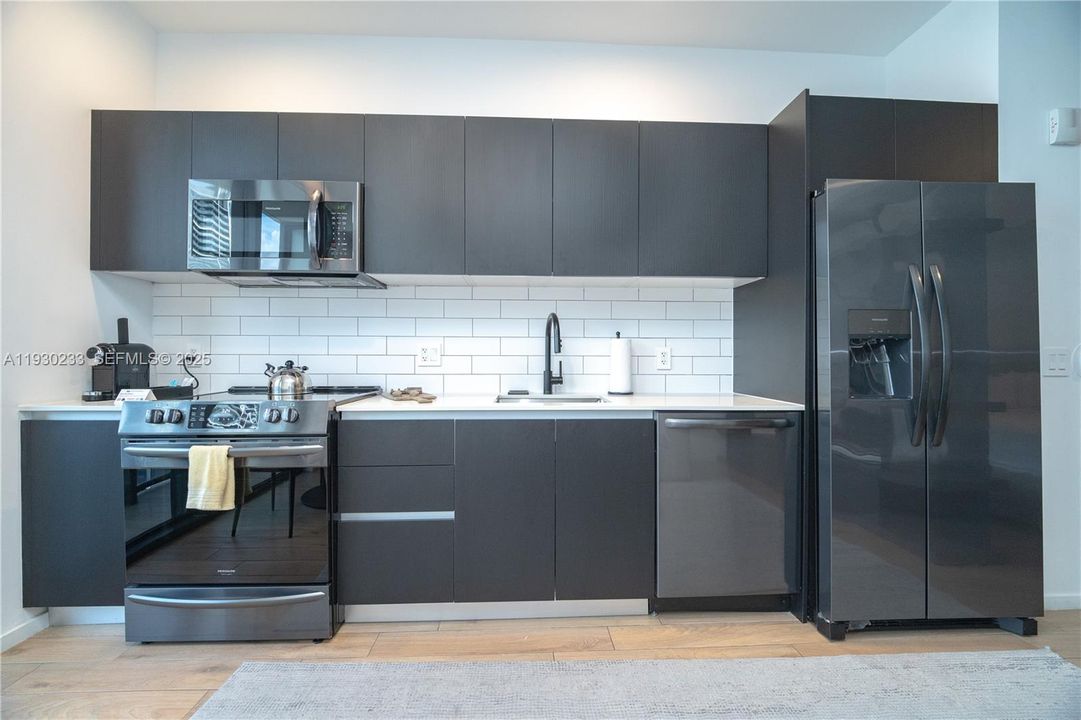 En Venta: $650,000 (0 camas, 1 baños, 430 Pies cuadrados)