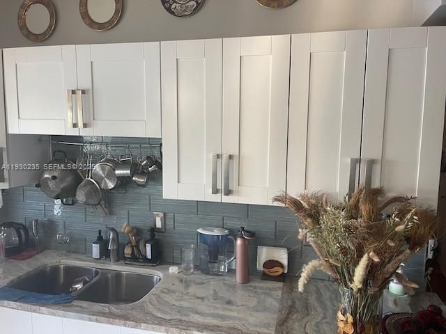 For Sale: $365,000 (2 beds, 2 baths, 1020 Square Feet)