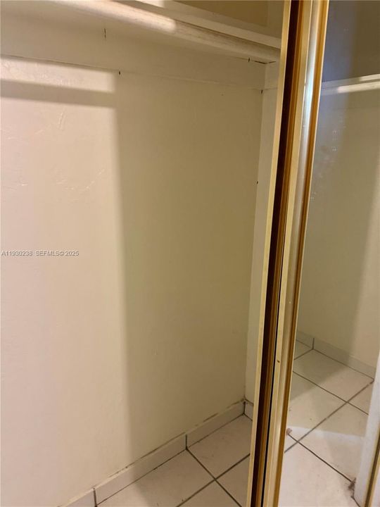 На продажу: $289,000 (2 спален, 2 ванн, 1110 Квадратных фут)