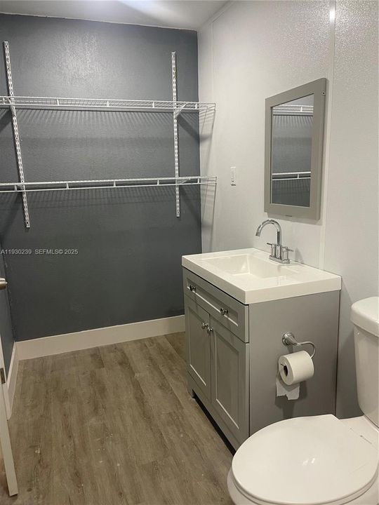 For Sale: $499,000 (2 beds, 2 baths, 1148 Square Feet)