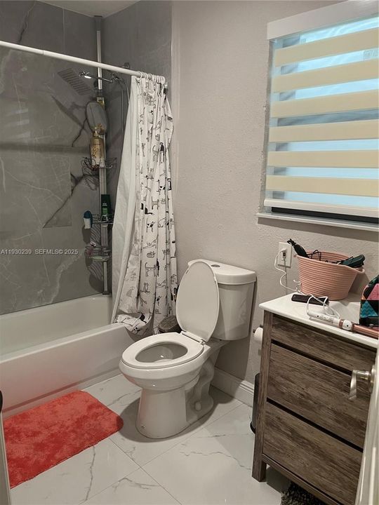 For Sale: $499,000 (2 beds, 2 baths, 1148 Square Feet)