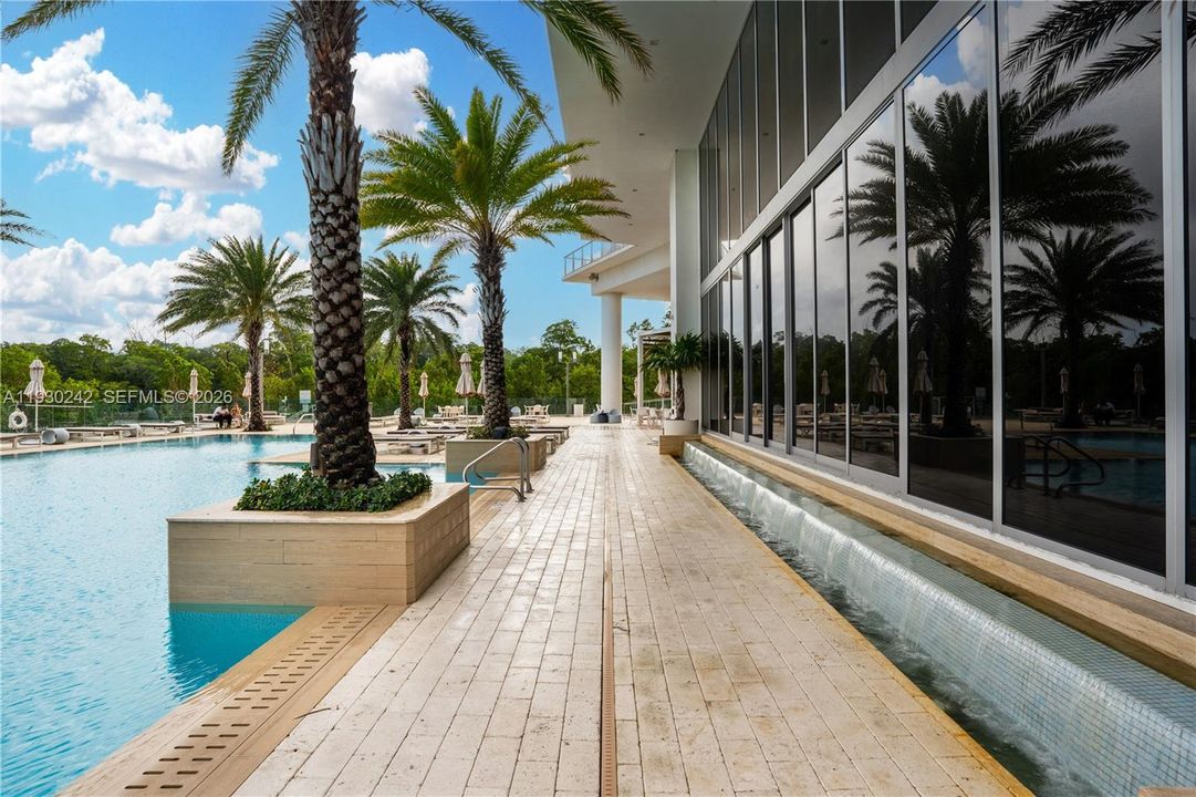 На продажу: $975,000 (3 спален, 3 ванн, 1557 Квадратных фут)