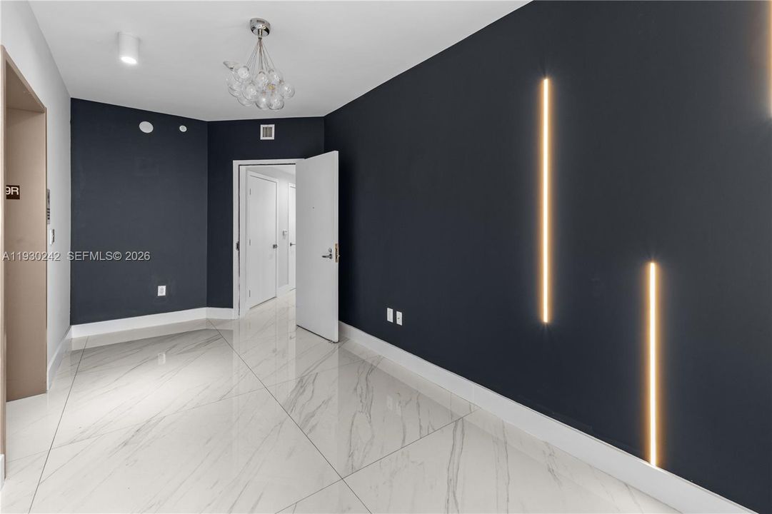 На продажу: $975,000 (3 спален, 3 ванн, 1557 Квадратных фут)