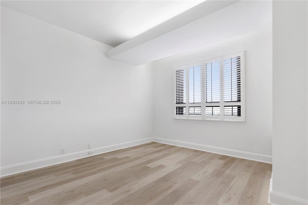 待售: $1,895,000 (2 贝兹, 2 浴室, 1623 平方英尺)