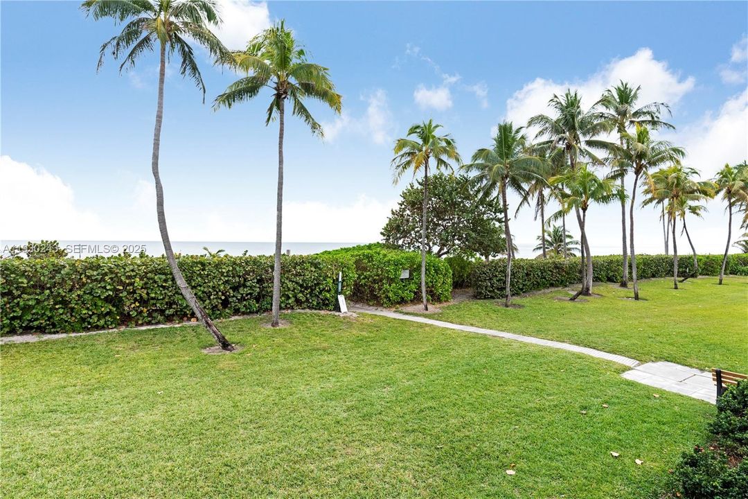 待售: $1,895,000 (2 贝兹, 2 浴室, 1623 平方英尺)