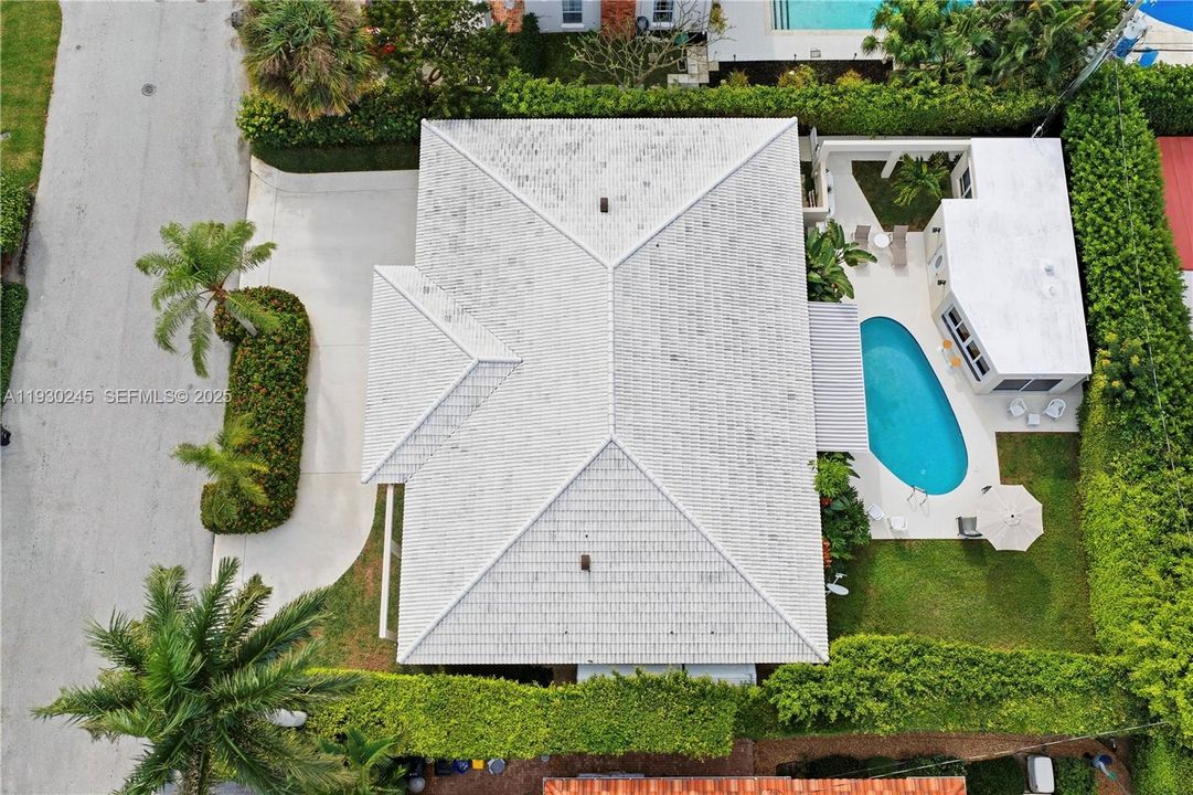 PROPERTY CONSISTS OF TWO BUILDINGS