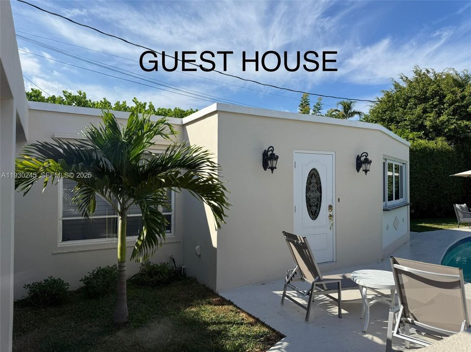 For Sale: $1,960,000 (5 beds, 4 baths, 3049 Square Feet)