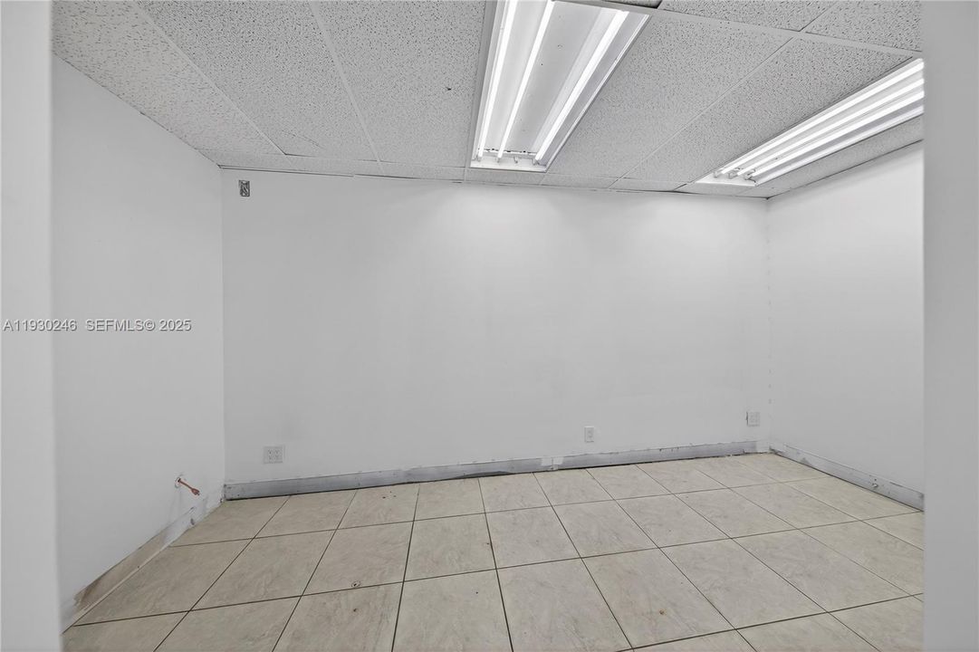 En Renta: $2,200 (0 camas, 0 baños, 0 Pies cuadrados)