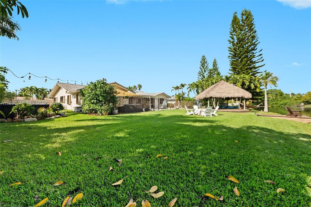 For Rent: $5,600 (4 beds, 2 baths, 2440 Square Feet)