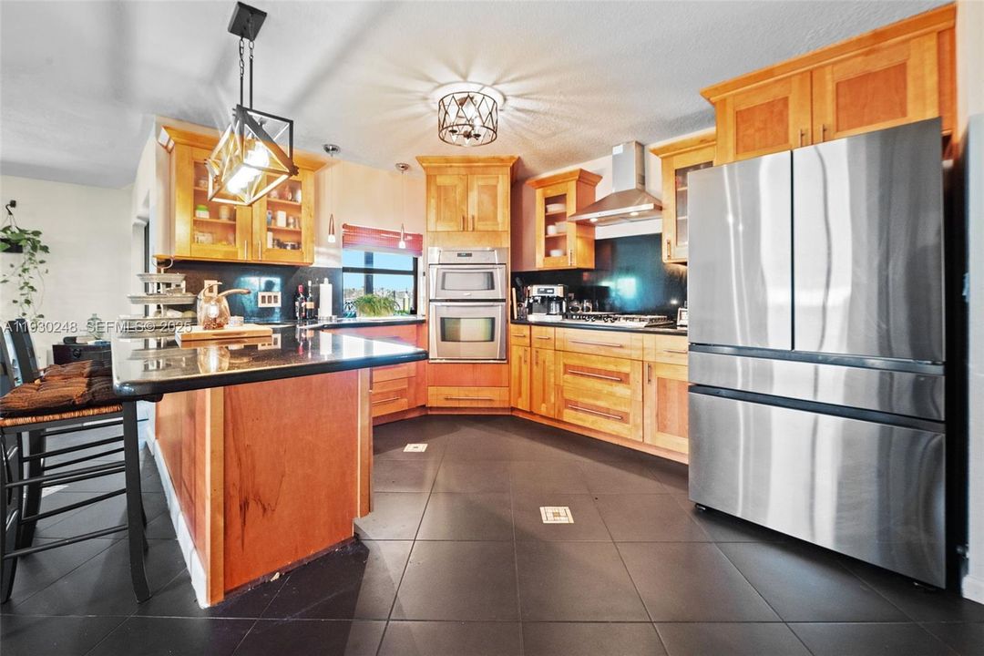 For Rent: $5,600 (4 beds, 2 baths, 2440 Square Feet)