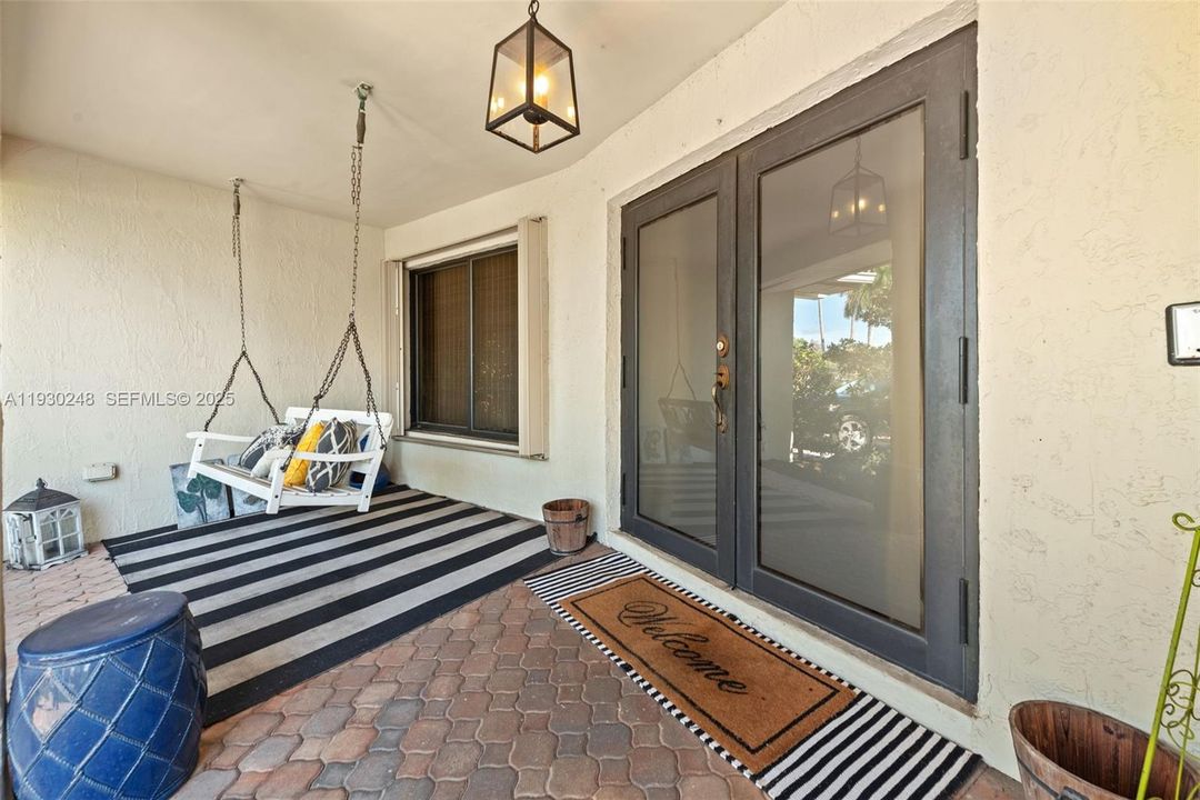 For Rent: $5,600 (4 beds, 2 baths, 2440 Square Feet)