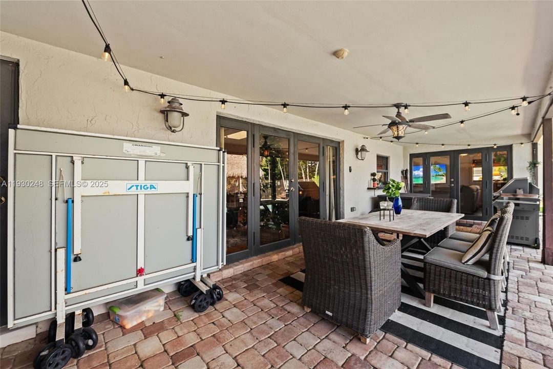 For Rent: $5,600 (4 beds, 2 baths, 2440 Square Feet)