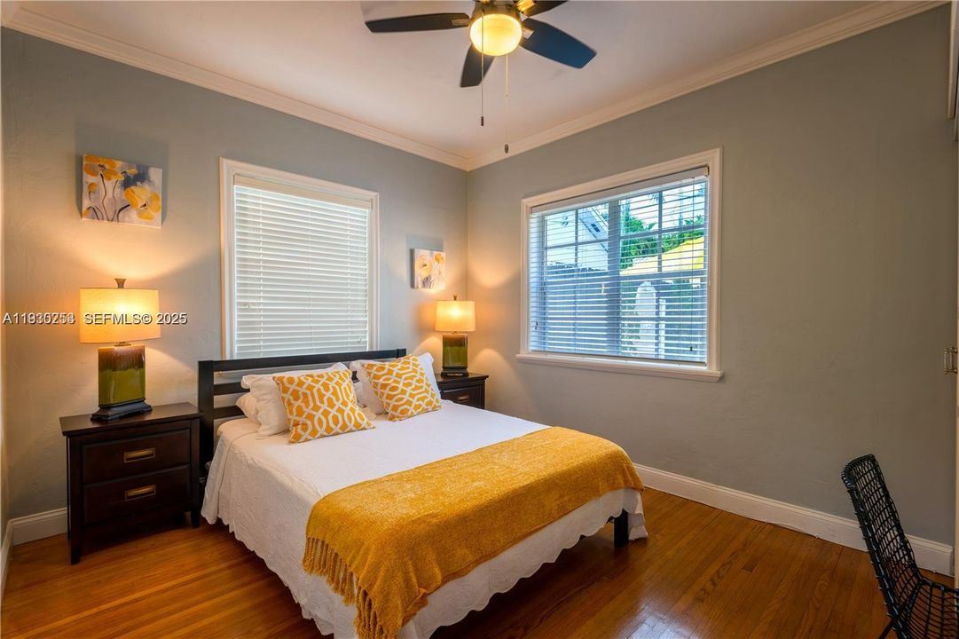 En Venta: $983,000 (2 camas, 1 baños, 1121 Pies cuadrados)