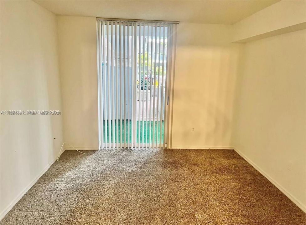 For Rent: $1,890 (1 beds, 1 baths, 685 Square Feet)