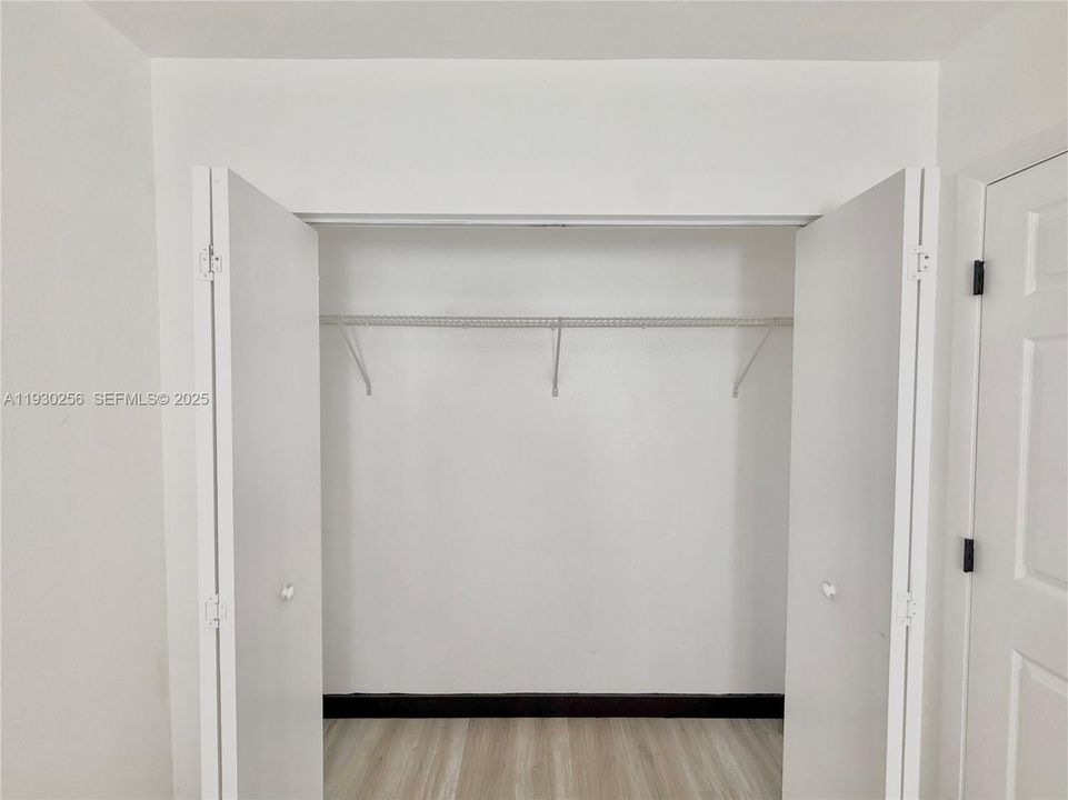 For Rent: $2,400 (2 beds, 1 baths, 1457 Square Feet)