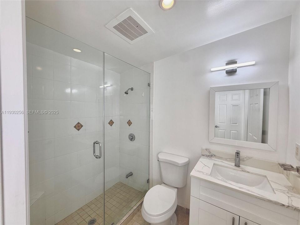 For Rent: $2,400 (2 beds, 1 baths, 1457 Square Feet)