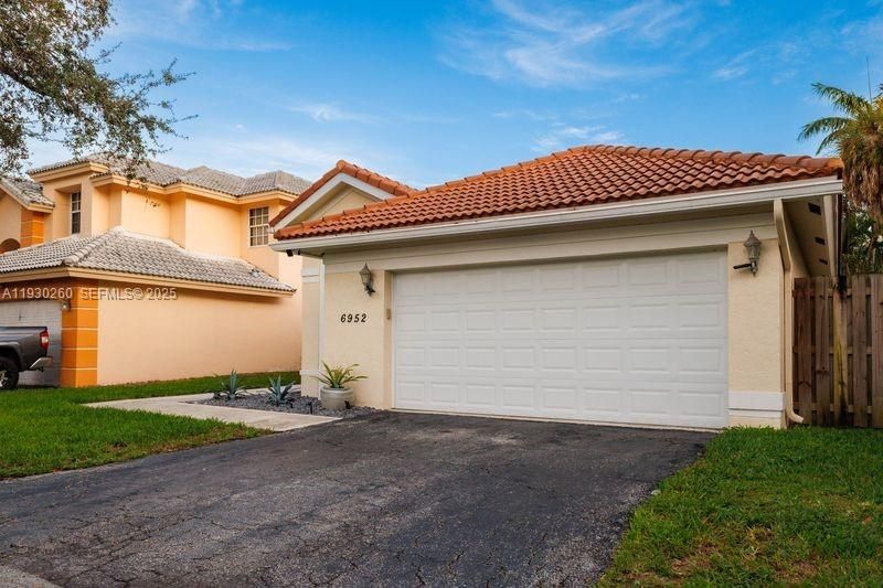 En Renta: $5,200 (3 camas, 2 baños, 1824 Pies cuadrados)