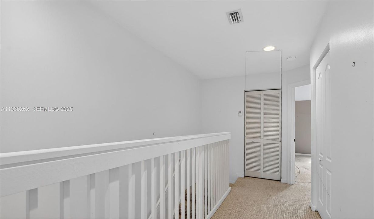 For Sale: $349,000 (2 beds, 2 baths, 1448 Square Feet)