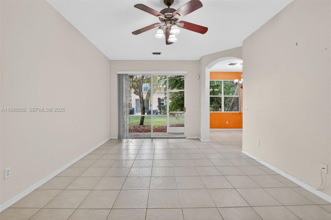 For Sale: $349,000 (2 beds, 2 baths, 1448 Square Feet)