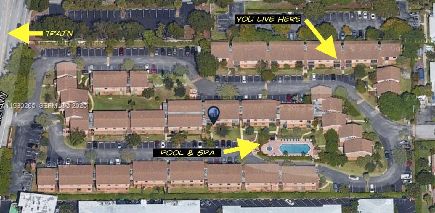 For Sale: $298,500 (2 beds, 2 baths, 870 Square Feet)