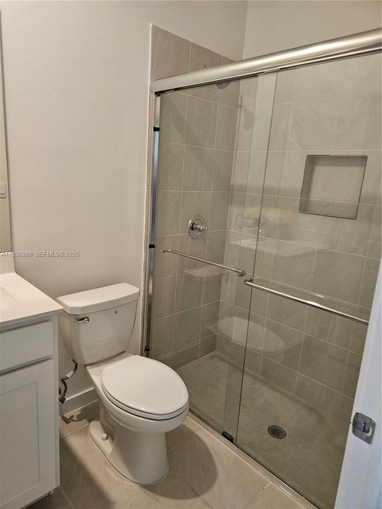 В аренду: $1,300 (1 спален, 1 ванн, 500 Квадратных фут)