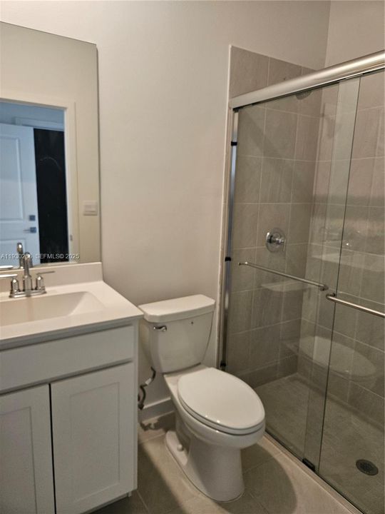 В аренду: $1,300 (1 спален, 1 ванн, 500 Квадратных фут)