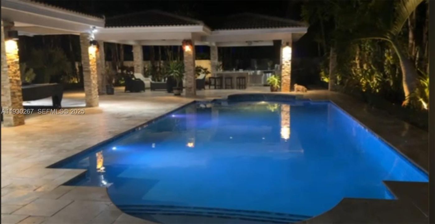 For Sale: $1,400,000 (5 beds, 3 baths, 3378 Square Feet)