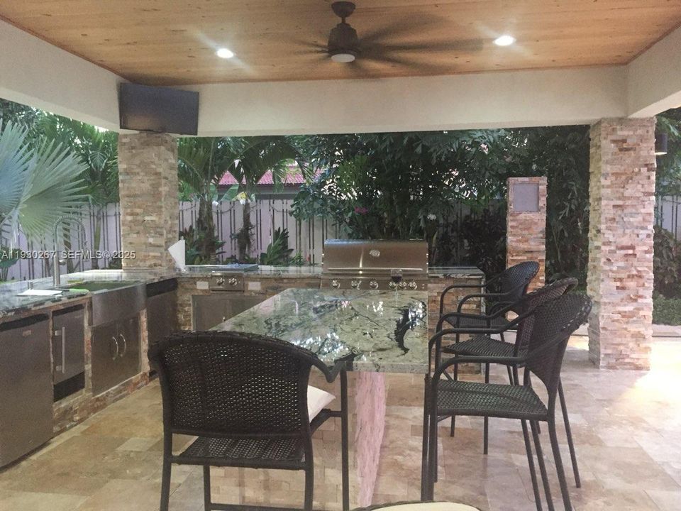 For Sale: $1,400,000 (5 beds, 3 baths, 3378 Square Feet)