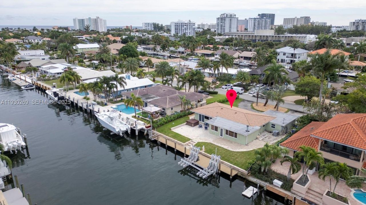 En Venta: $1,699,000 (3 camas, 2 baños, 1628 Pies cuadrados)