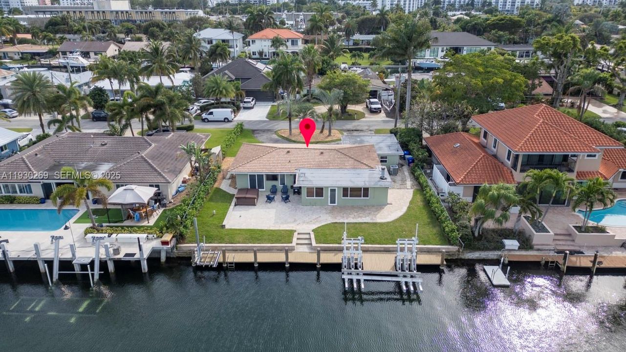 En Venta: $1,699,000 (3 camas, 2 baños, 1628 Pies cuadrados)