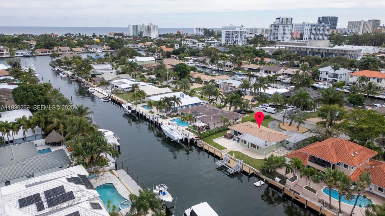 En Venta: $1,699,000 (3 camas, 2 baños, 1628 Pies cuadrados)