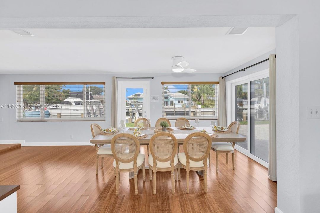 En Venta: $1,699,000 (3 camas, 2 baños, 1628 Pies cuadrados)