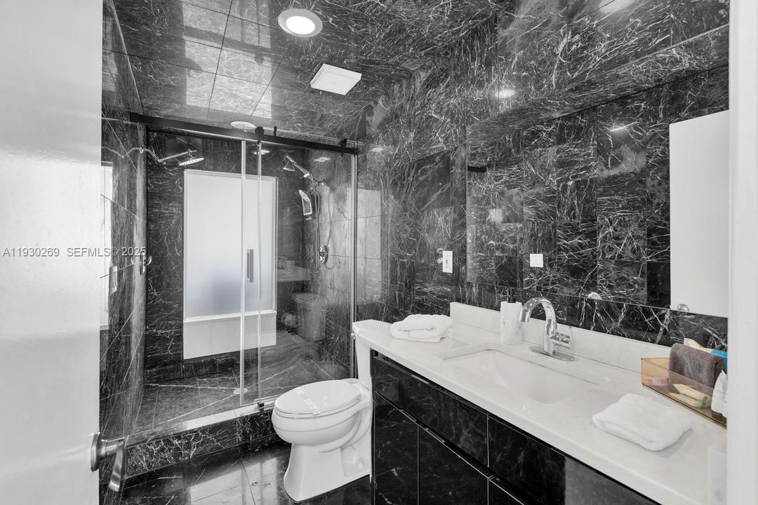 En Venta: $1,699,000 (3 camas, 2 baños, 1628 Pies cuadrados)